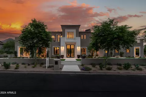 9735 E Kemper Way, Scottsdale, AZ 85255