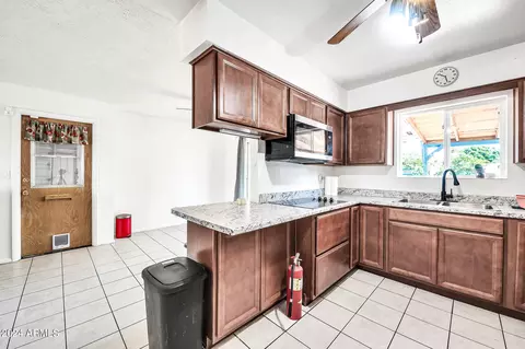 5204 E Des Moines St, Mesa, AZ 85205 photo 7