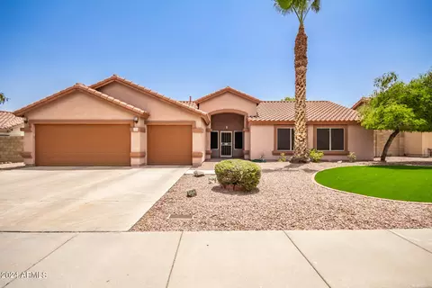 7015 S 19th St, Phoenix, AZ 85042
