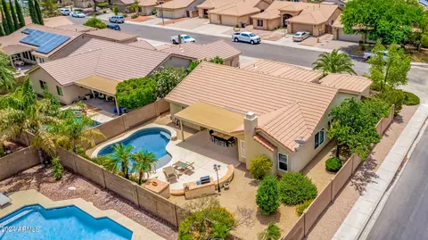3326 E Marco Polo Rd, Phoenix, AZ 85050 photo 2