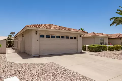 10429 E Chestnut Dr, Sun Lakes, AZ 85248