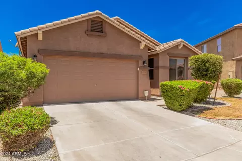 6520 S 37th Dr, Phoenix, AZ 85041 photo 2