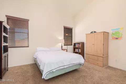 6520 S 37th Dr, Phoenix, AZ 85041 photo 17
