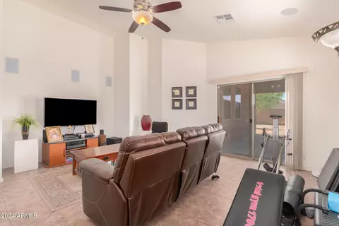 6520 S 37th Dr, Phoenix, AZ 85041 photo 7