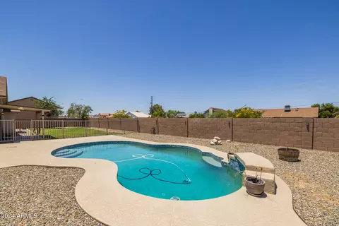 7290 W Shaw Butte Dr, Peoria, AZ 85345
