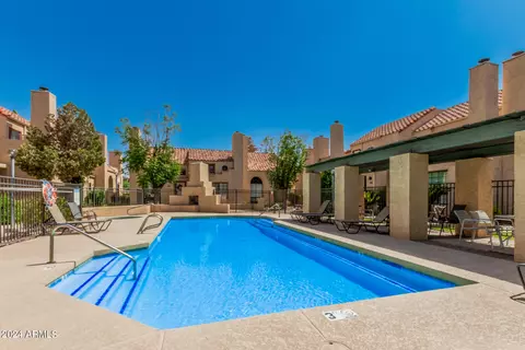 1025 E Highland Ave #34, Phoenix, AZ 85014 photo 2