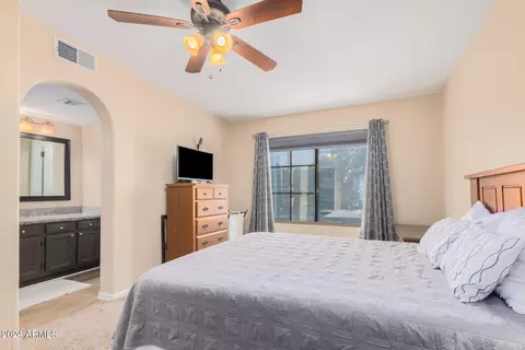 1025 E Highland Ave #34, Phoenix, AZ 85014 photo 25