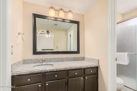 1025 E Highland Ave #34, Phoenix, AZ 85014 photo 29