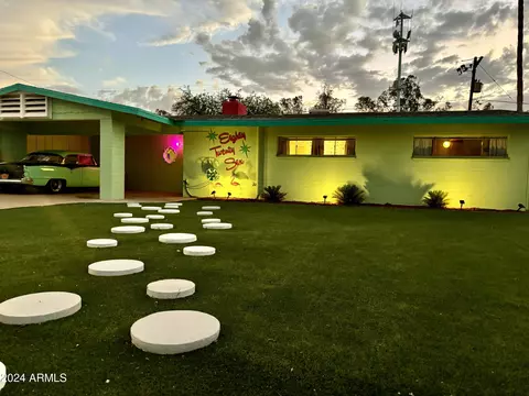 8026 N 10th St, Phoenix, AZ 85020