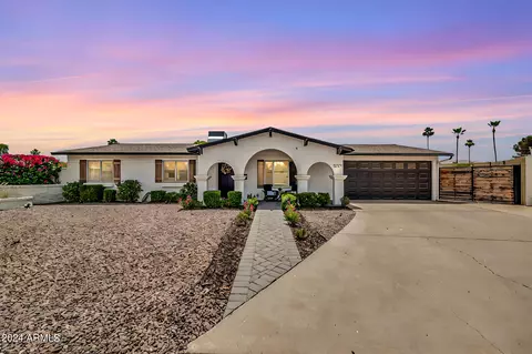 12021 N 34th Pl, Phoenix, AZ 85028