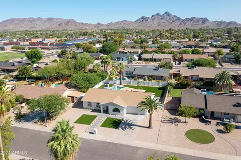 2619 E Mercer Ln, Phoenix, AZ 85028 photo 27