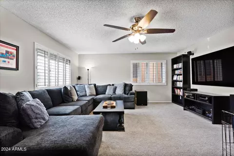 4202 E Saltsage Dr, Phoenix, AZ 85048 photo 14