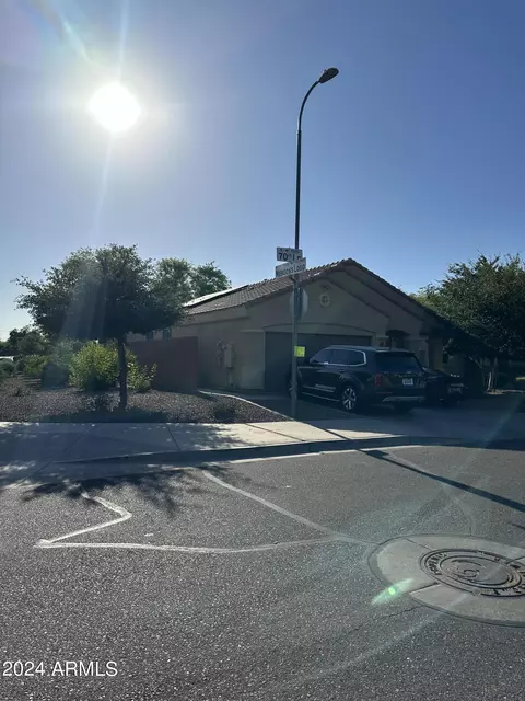 8026 S 70th Ln, Laveen, AZ 85339