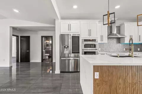 937 E Amelia Ave, Phoenix, AZ 85014 photo 21