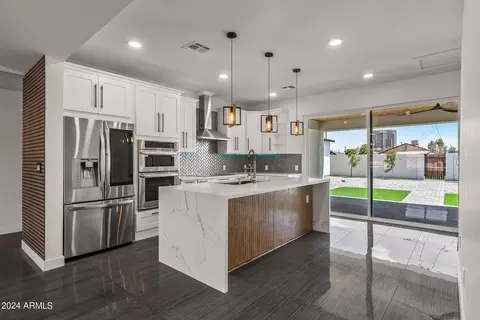 937 E Amelia Ave, Phoenix, AZ 85014 photo 15