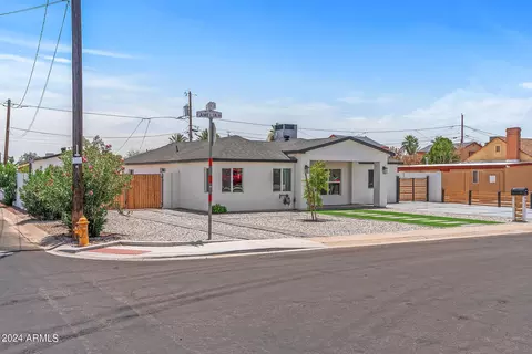 937 E Amelia Ave, Phoenix, AZ 85014 photo 3