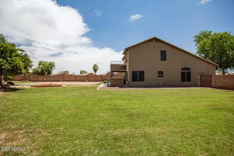 21705 N Kirkland Dr, Maricopa, AZ 85138