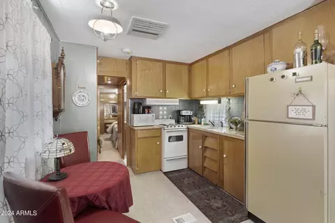 1106 N 43rd Loop, Show Low, AZ 85901 photo 12