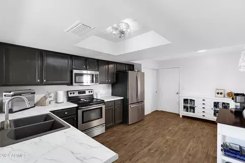 4142 E Agave Rd, Phoenix, AZ 85044 photo 13