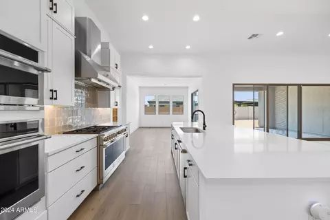 9643 E Sector Dr, Mesa, AZ 85212 photo 3