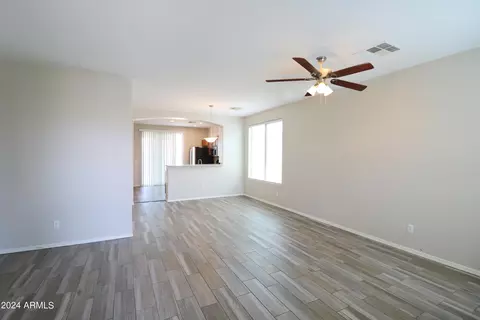 7111 W Warner St, Phoenix, AZ 85043 photo 2