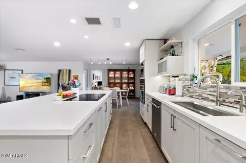 7240 N 11th Ave, Phoenix, AZ 85021 photo 18