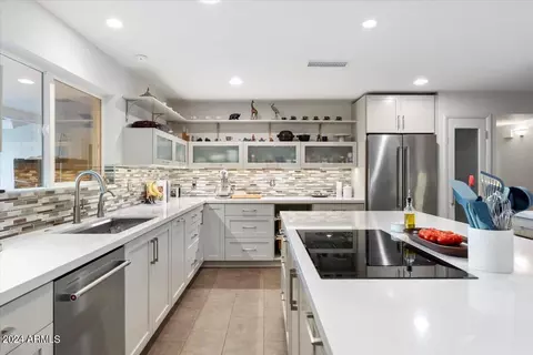 7240 N 11th Ave, Phoenix, AZ 85021 photo 16
