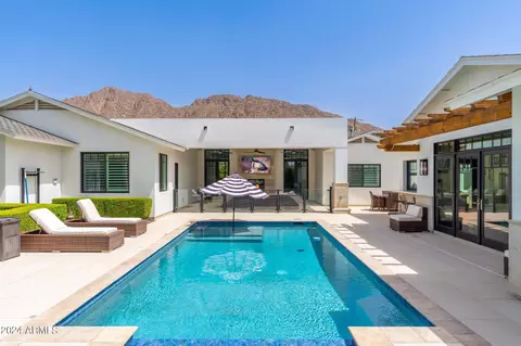 Exterior - 5905 E Camelback Rd, Phoenix, AZ 85018 photo 17 of 41