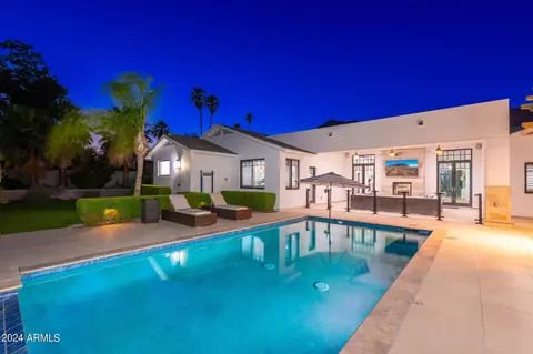 Exterior - 5905 E Camelback Rd, Phoenix, AZ 85018 photo 35 of 41