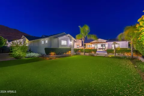 Exterior - 5905 E Camelback Rd, Phoenix, AZ 85018 photo 40 of 41