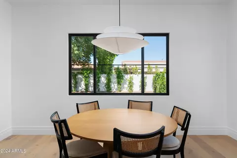 Dining - 210 E Georgia Ave, Phoenix, AZ 85012 photo 1 of 1