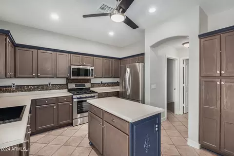 Kitchen - 9840 E Knowles Ave, Mesa, AZ 85209 photo 4 of 4