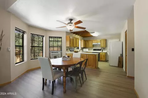 3207 N Southard Dr, Pine, AZ 85544 photo 9