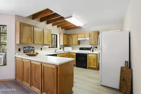 3207 N Southard Dr, Pine, AZ 85544 photo 11