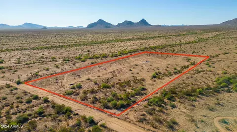 0 W Pete Rd #C, Aguila, AZ 85320