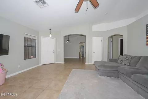 3317 E Blackhawk Dr, Phoenix, AZ 85050 photo 9