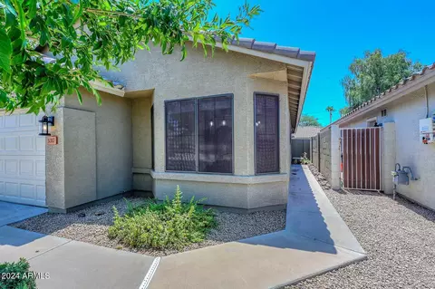 3317 E Blackhawk Dr, Phoenix, AZ 85050