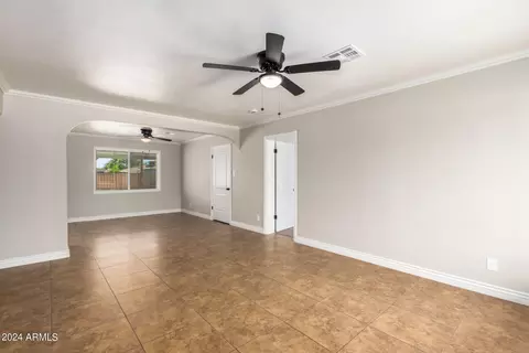 2023 E Monte Vista Rd, Phoenix, AZ 85006 photo 4