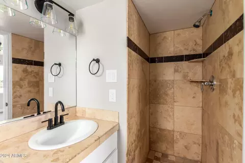 2023 E Monte Vista Rd, Phoenix, AZ 85006 photo 23