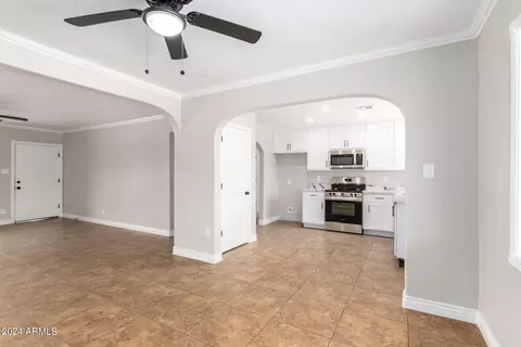 2023 E Monte Vista Rd, Phoenix, AZ 85006 photo 8