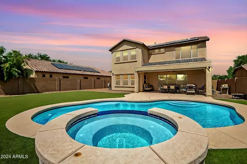 27332 N 174th Ln, Surprise, AZ 85387