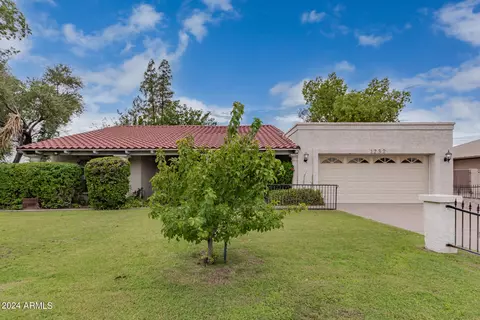 1232 N Barkley Rd, Mesa, AZ 85203