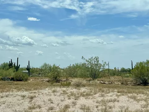 2225 E Junction St #-, Apache Junction, AZ 85119 photo 2