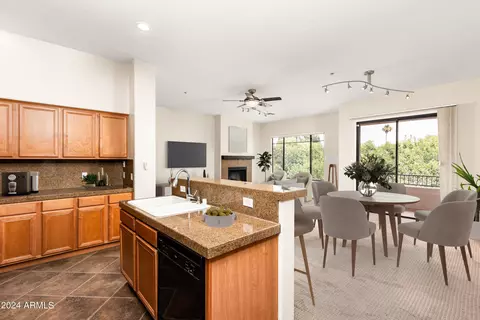 2989 N 44th St #3028, Phoenix, AZ 85018 photo 8