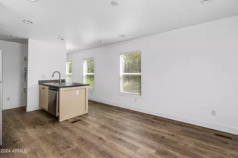 20864 E Mesa Verde Rd, Mayer, AZ 86333 photo 10