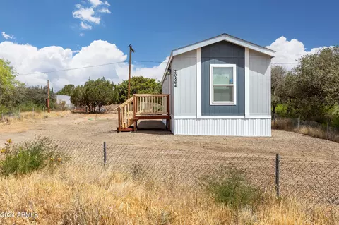 20864 E Mesa Verde Rd, Mayer, AZ 86333 photo 2