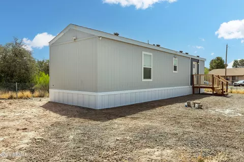 20864 E Mesa Verde Rd, Mayer, AZ 86333 photo 3