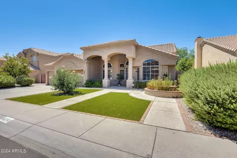 5743 W Gary Dr, Chandler, AZ 85226