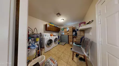 718 E Osage Ave, Apache Junction, AZ 85119 photo 12