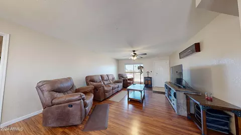 718 E Osage Ave, Apache Junction, AZ 85119 photo 4